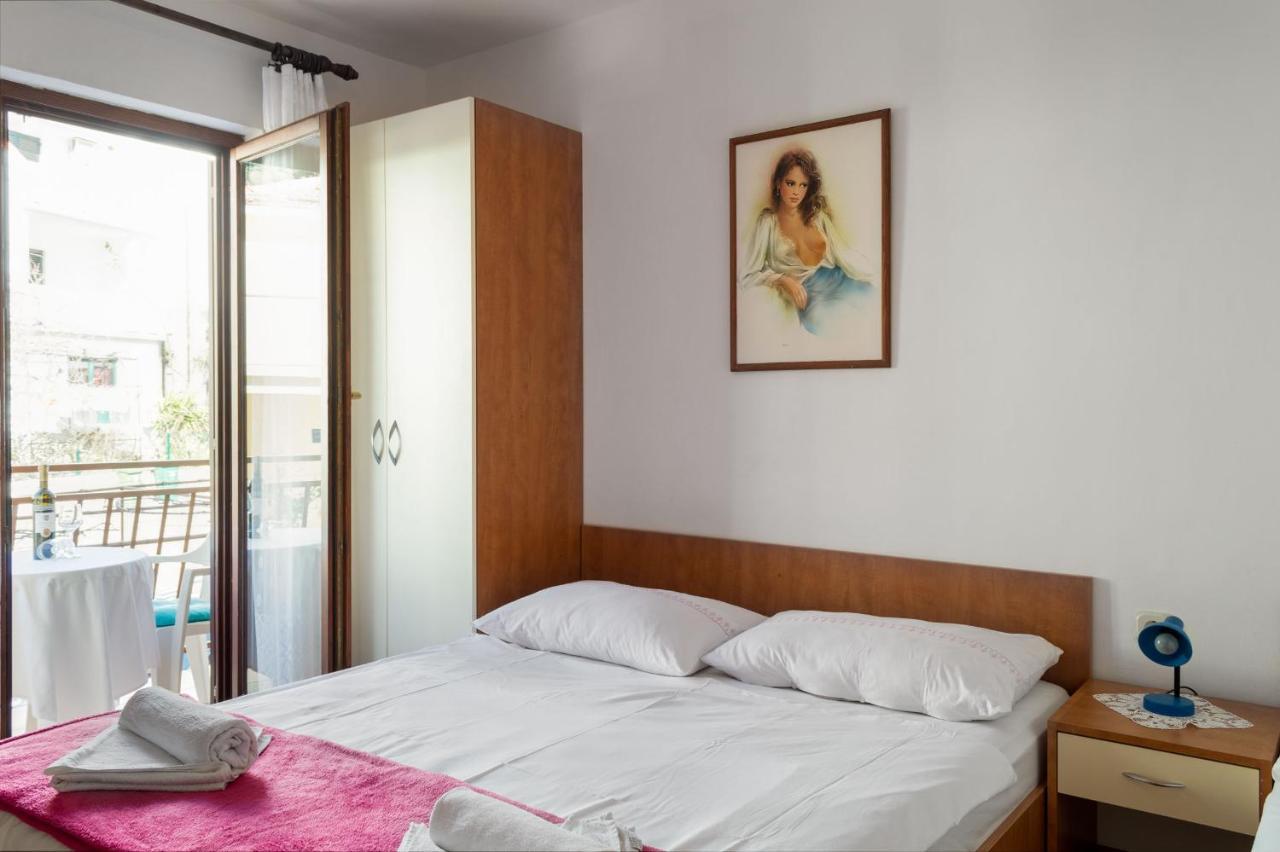 Niko Apartments Drvenik  Kültér fotó